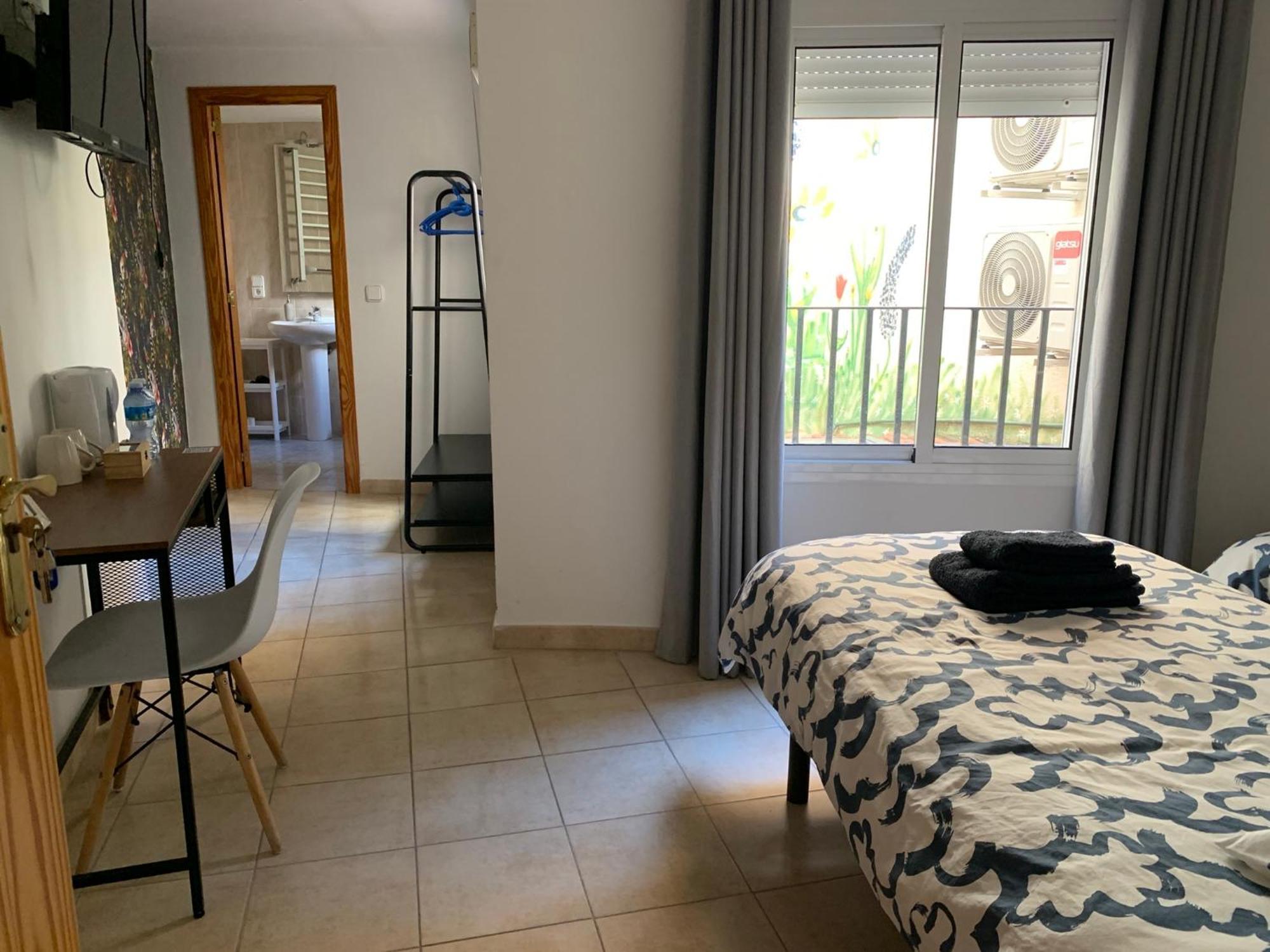 Hostal Casa Michaels Мора-де-Эбро Экстерьер фото